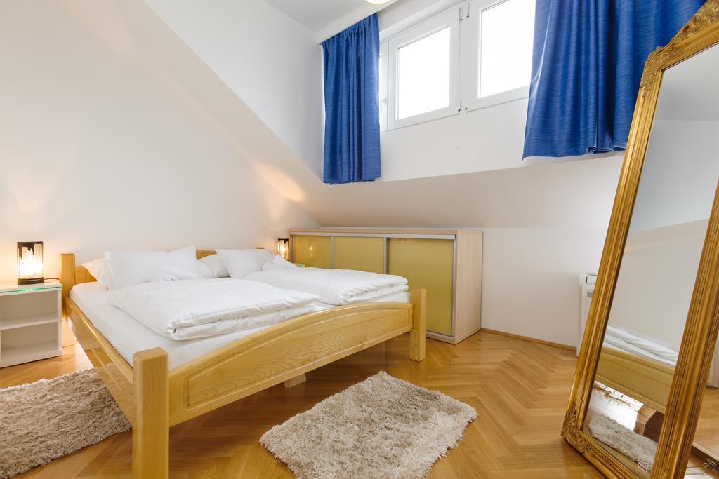 Amigo Comfort Apartments Split Eksteriør billede